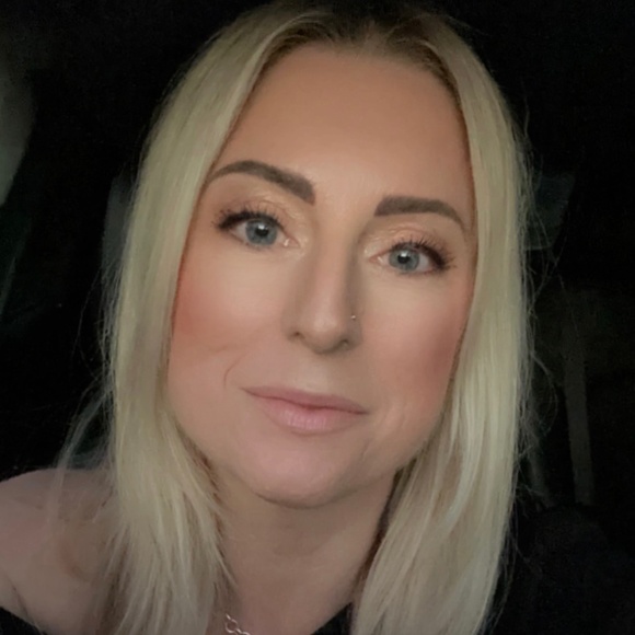 Meet your Posher, Jen - Picture 1 of 1